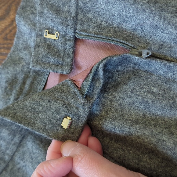 AH! AUSTIN HILL I Vintage Grey Gray Wool Blend A-Line Pencil Midi Skirt, XS - Picture 11 of 14